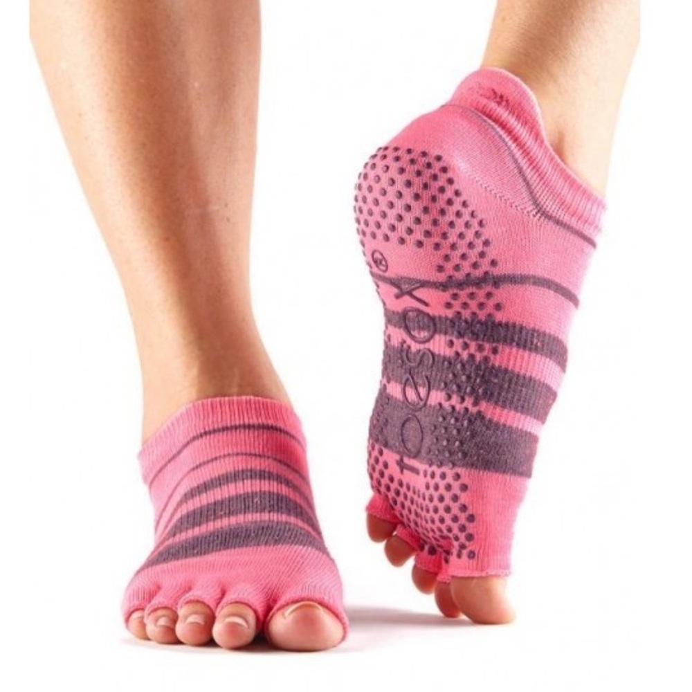 ToeSox Low Rise Grip Socks